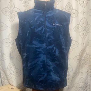 Columbia Fleece Zip Up Vest Navy Camo. Men’s Large
